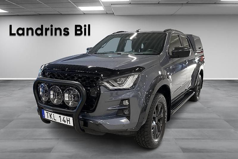 Grå Begagnad 2024 Isuzu D-Max Pickup | 693 750 kr (Dyr) - Bild 1/4