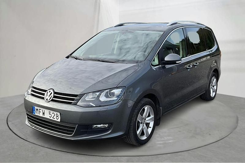 Grå Begagnad 2012 VW Sharan Minibuss | 108 000 kr (Bra pris) - Bild 1/4