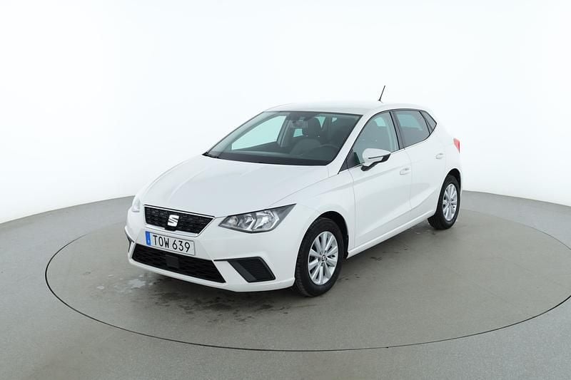 Vit Begagnad 2017 Seat Ibiza Style Halvkombi | 104 000 kr (Marknadspris) - Bild 1/4