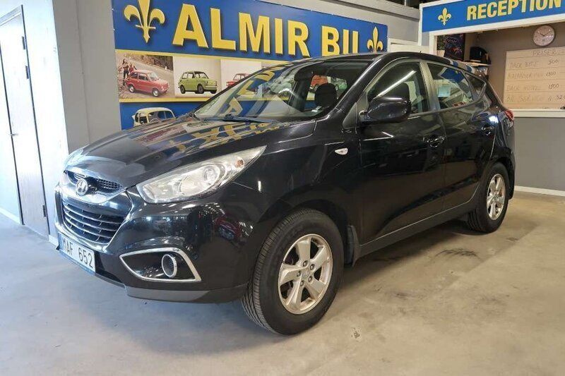 Svart Begagnad 2010 Hyundai ix35 Select SUV | 72 500 kr (Marknadspris) - Bild 1/4