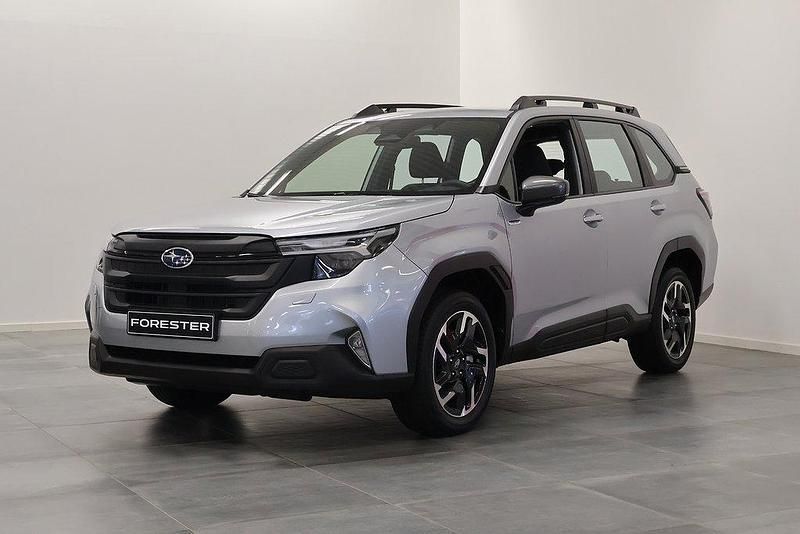 Grå (ice silver metallic) Ny 2024 Subaru Forester SUV | 403 700 kr (Marknadspris) - Bild 1/4