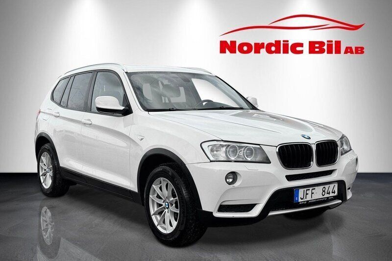 Vit Begagnad 2014 BMW X3 SUV | 159 900 kr (Marknadspris) - Bild 1/4