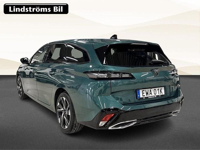 Begagnad Peugeot 308 SW Allure 132 HK (97 kW) 2022 Blå Kombi