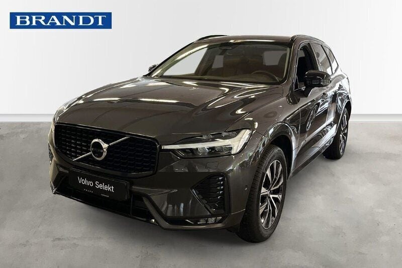 Grå Begagnad 2023 Volvo XC60 Plus SUV | 499 900 kr (Lite dyr) - Bild 1/4