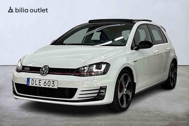 Vit Begagnad 2015 VW Golf VII GTI Halvkombi | 209 900 kr - Bild 1/1