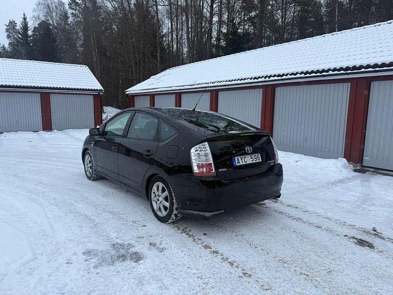 Begagnad Toyota Prius 2008 Halvkombi