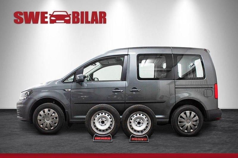 Begagnad VW Caddy S 111 HK (81 kW) 2018 Mörkgrå Minibuss