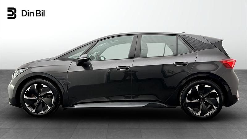 Begagnad Cupra Born e-Boost 169 kW (231 HK) 2023 Quasar grey metallic Halvkombi