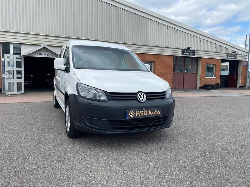 Vit Begagnad 2011 VW Caddy Minibuss | 65 900 kr - Bild 1/4