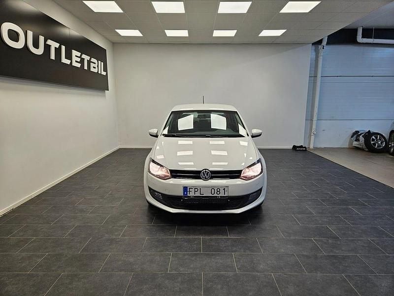 Begagnad VW Polo 90 HK (66 kW) 2012 Vit Halvkombi