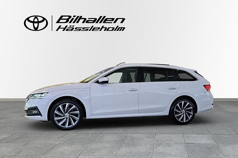 Begagnad Skoda Octavia 150 HK (110 kW) 2020 Vit Kombi