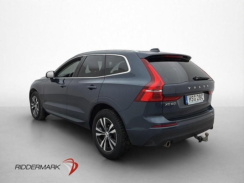 Begagnad Volvo XC60 Momentum 197 HK (144 kW) 2020 Mblå SUV