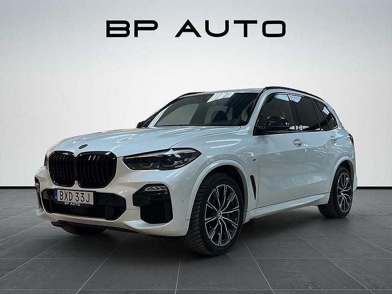Vit Begagnad 2019 BMW X5 M Sport SUV | 449 500 kr (Superpris) - Bild 1/4
