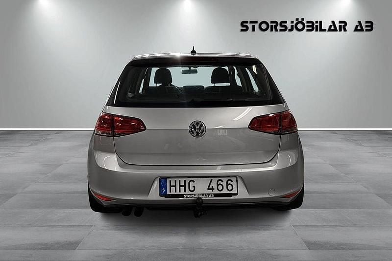 Begagnad VW Golf VII 105 HK (77 kW) 2013 Silver Halvkombi
