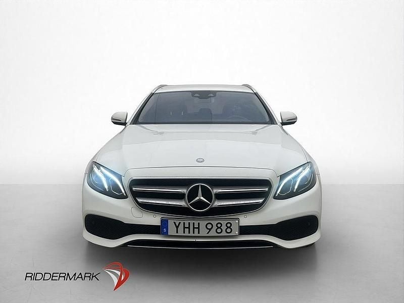 Begagnad Mercedes E220 Avantgarde 194 HK (142 kW) 2016 Vit Kombi