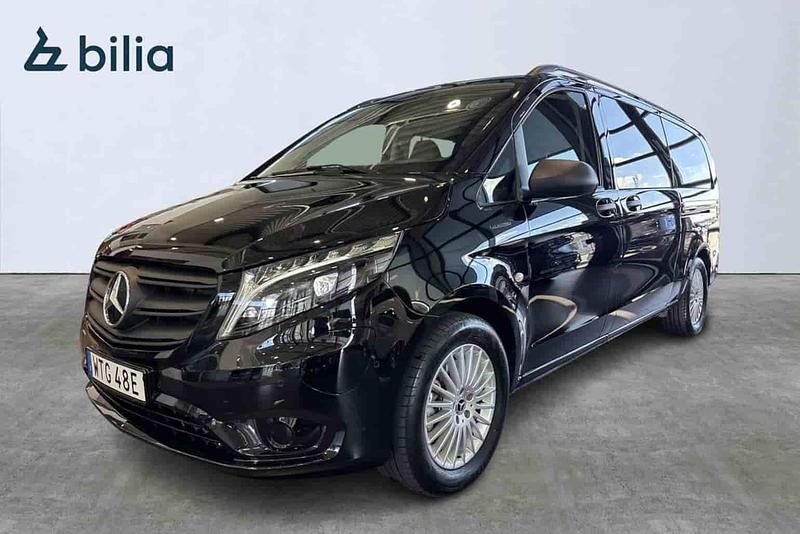 Svart Begagnad 2023 Mercedes e-Vito Minibuss | 629 000 kr - Bild 1/1