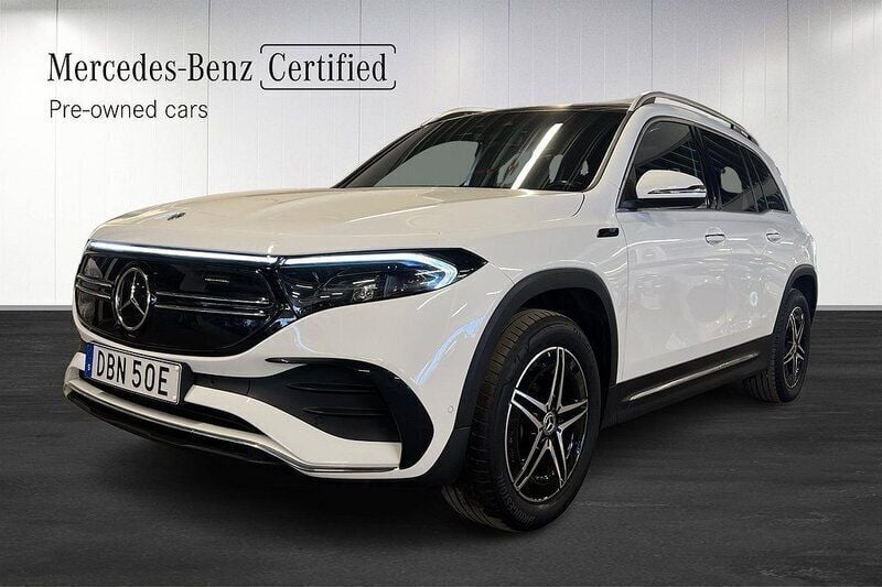 Vit Begagnad 2022 Mercedes EQB300 AMG SUV | 469 800 kr (Dyr) - Bild 1/4