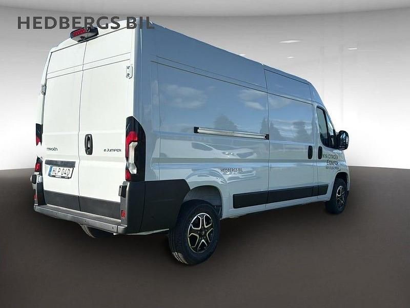 Begagnad Citroën Jumper 89 kW (122 HK) 2024 Vit Minibuss