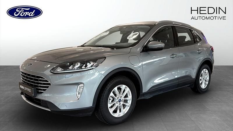 Grå (grey) Begagnad 2023 Ford Kuga Titanium SUV | 279 900 kr (Marknadspris) - Bild 1/4