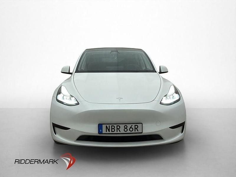 Begagnad Tesla Model Y Standard Range 250 kW (340 HK) 2024 Vit SUV