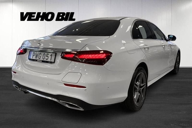 Begagnad Mercedes E300 AMG line 306 HK (225 kW) 2022 Vit Sedan
