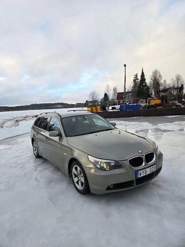 Begagnad BMW 525 218 HK (160 kW) 2005 Kombi