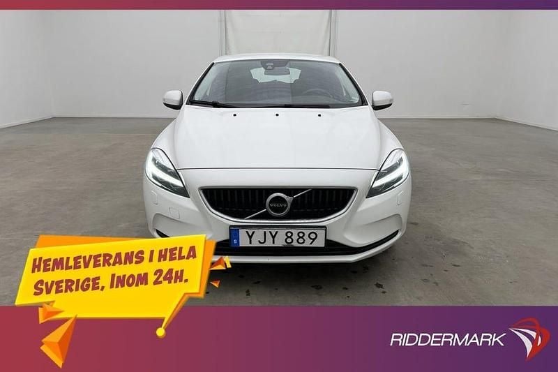 Begagnad Volvo V40 Kinetic 122 HK (89 kW) 2017 Vit Halvkombi