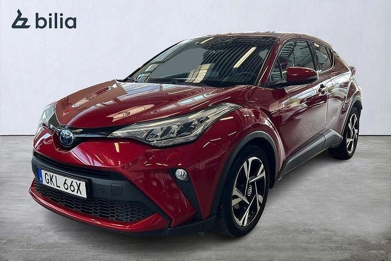 Röd Begagnad 2022 Toyota C-HR Edition SUV | 284 900 kr (Marknadspris) - Bild 1/3