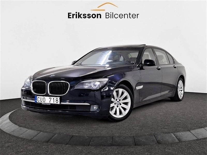 Begagnad BMW 740L 327 HK (240 kW) 2009 Mörkblå (blå) Sedan