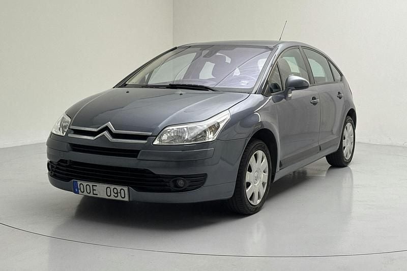 Mörkgrå Begagnad 2007 Citroën C4 | 48 000 kr - Bild 1/4