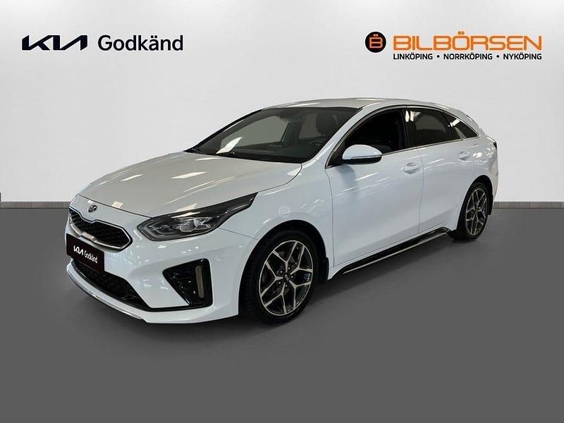 /wd/ casa white s Begagnad 2019 Kia ProCeed GT-Line Halvkombi | 209 900 kr (Marknadspris) - Bild 1/4