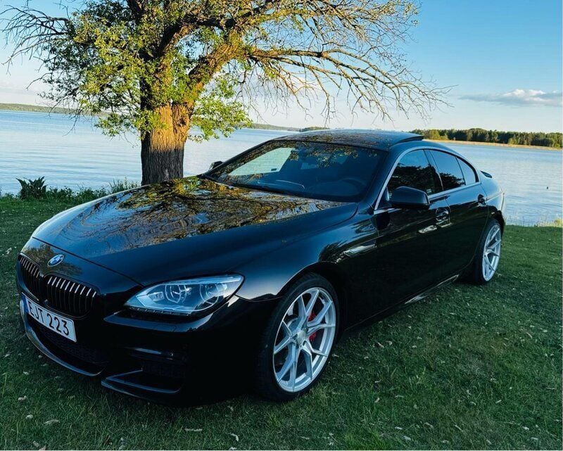 Svart Begagnad 2013 BMW 640 M Sport Sportkupé | 275 000 kr (Marknadspris) - Bild 1/4