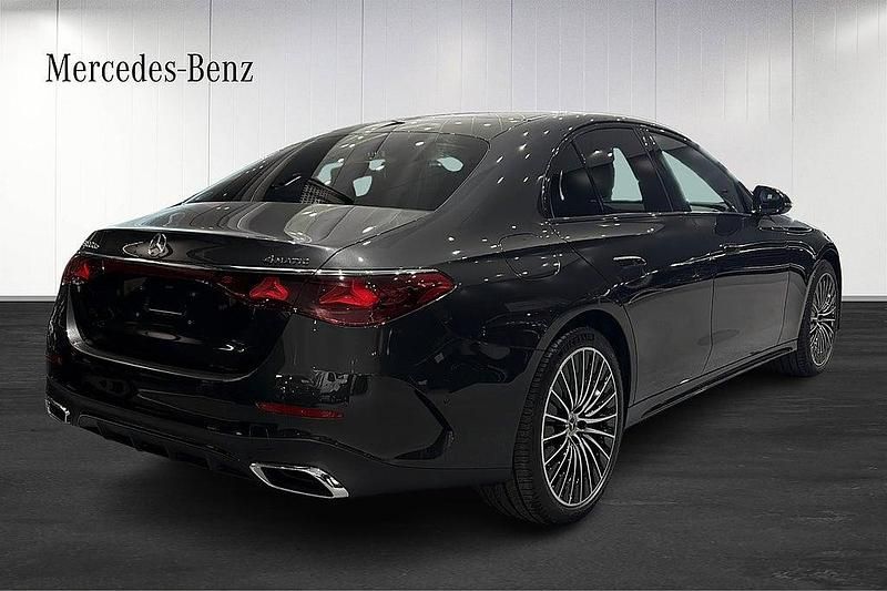 Ny Mercedes E300 Advanced 2026 Grafitgrå metallic Sedan