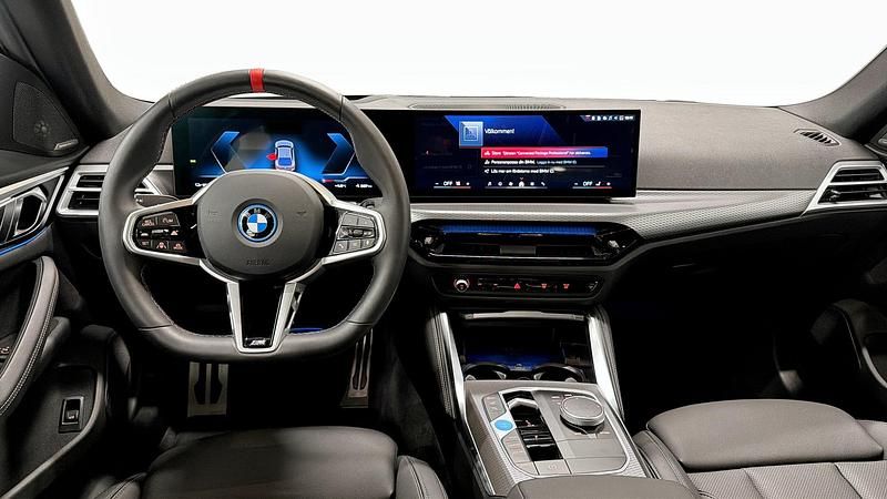 Begagnad BMW i4 Comfort Edition 442 kW (601 HK) 2026 Grå Sedan