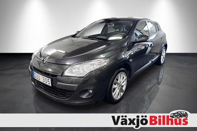 Mörkgrå Begagnad 2011 Renault Mégane III Halvkombi | 59 900 kr (Lite dyr) - Bild 1/4