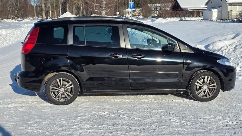 Begagnad Mazda 5 145 HK (106 kW) 2007 Minibuss