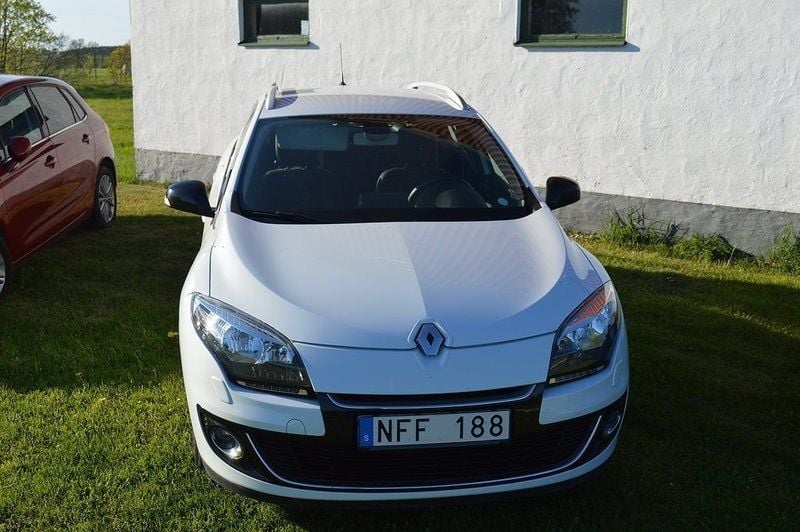 Begagnad Renault Mégane GrandTour Bose Edition 110 HK (80 kW) 2013 Kombi