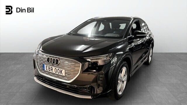 Mytsvart metallic Begagnad 2022 Audi Q4 e-tron Proline SUV | 439 900 kr (Bra pris) - Bild 1/4