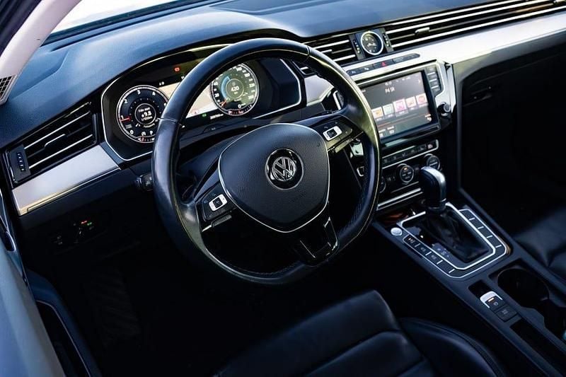 Begagnad VW Passat GTS 240 HK (176 kW) 2015