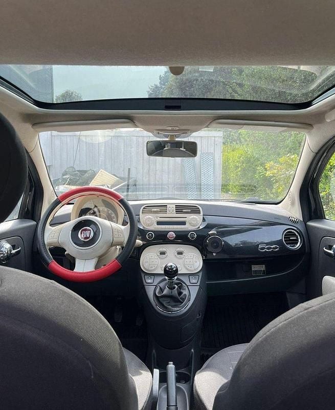 Svart Begagnad 2009 Fiat 500 Lounge Halvkombi | 40 000 kr (Marknadspris) - Bild 1/4