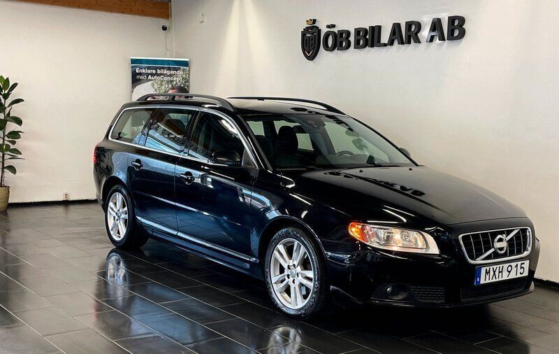 Svart Begagnad 2013 Volvo V70 Momentum Kombi | 99 900 kr (Bra pris) - Bild 1/4
