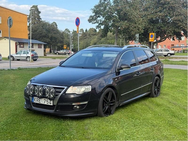 Svart Begagnad 2010 VW Passat Sportline Kombi | 39 500 kr (Lite dyr) - Bild 1/2