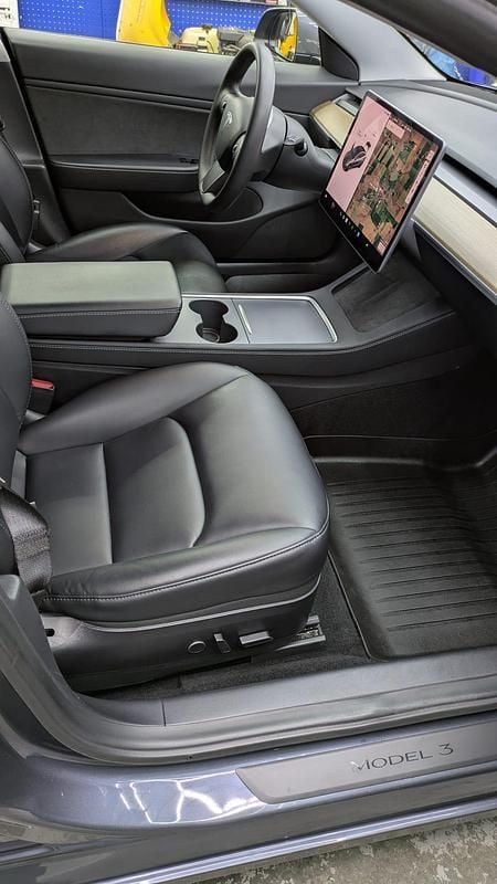 Begagnad Tesla Model 3 Long Range AWD 323 kW (440 HK) 2021 Midnight silver Sedan