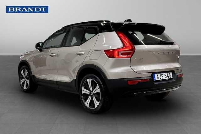 Begagnad Volvo XC40 Single Motor 175 kW (238 HK) 2023 Grå SUV