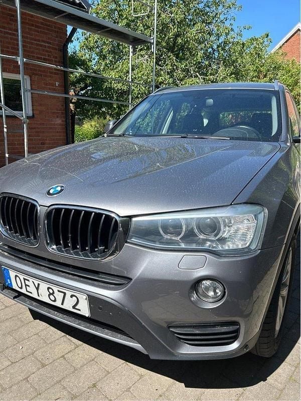Grå Begagnad 2017 BMW X3 SUV | 219 000 kr (Bra pris) - Bild 1/4