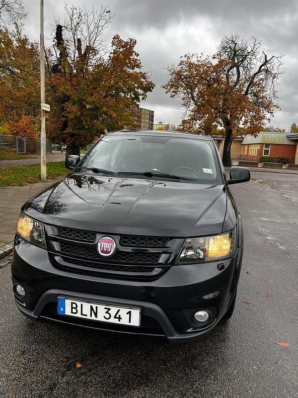 Begagnad Fiat Freemont 170 HK (125 kW) 2014 SUV