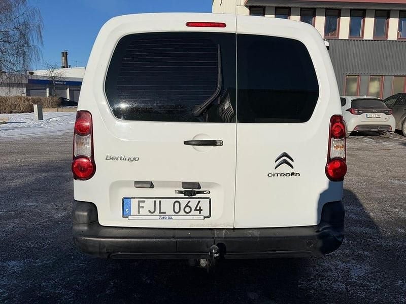 Begagnad Citroën Berlingo 90 HK (66 kW) 2014 Vit Minibuss