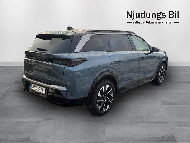 Begagnad Peugeot e-5008 GTi 157 kW (214 HK) 2024 Blå SUV