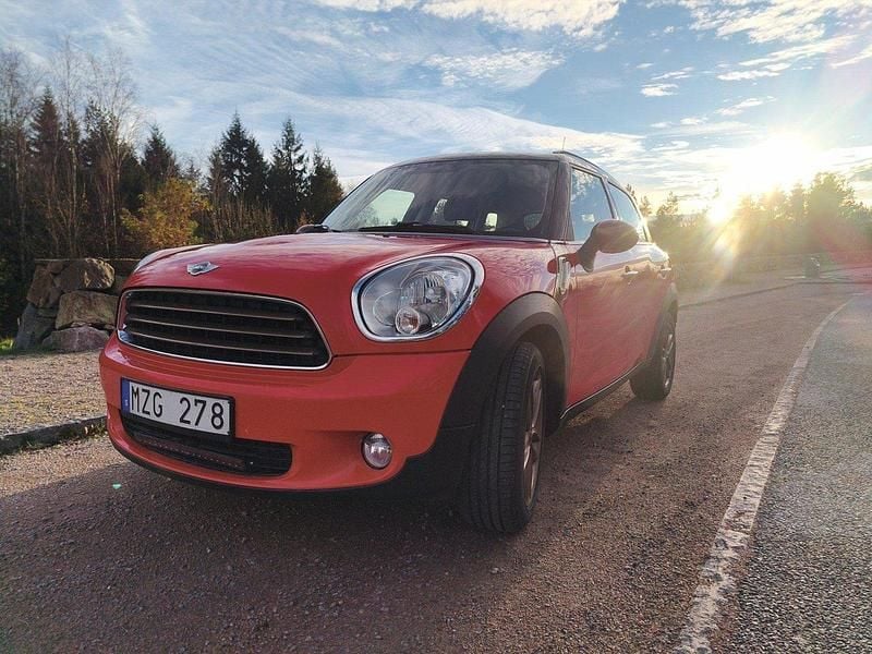 Röd Begagnad 2013 Mini Countryman SUV | 64 900 kr - Bild 1/4