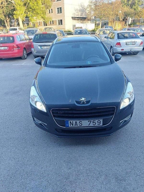 Blå Begagnad 2012 Peugeot 508 Kombi | 70 000 kr (Marknadspris) - Bild 1/4